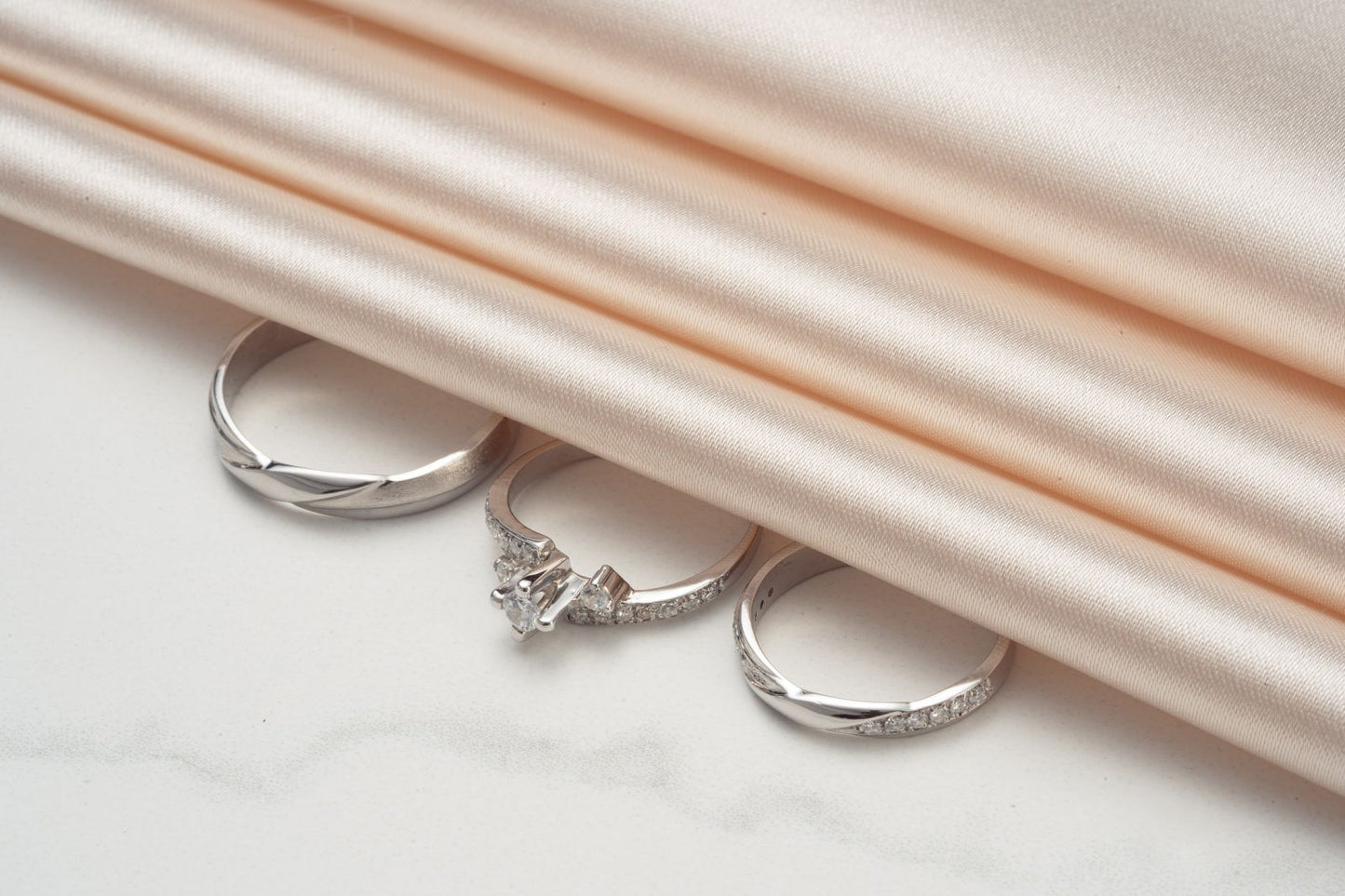 Ellaine Wedding Rings Set