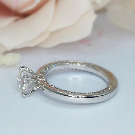 Engagement rings with GIA and IGI certificate, 14k, 18k, PT950 with Lab Grown or Natural diamonds, Gems stone, Birth stone, VVS1, VVS2, Princess cut, Round, Oval, Cushon, Emerald, Pear shape, Marquise, Heart, Radiant, Assher, yellow gold, white gold, Rose gold, Lux Gold, Handmade Engagement Rings, Customized Rings, Affordable Engagement Rings, 
Best wedding ring makers in Manila Where to buy platinum wedding rings in the Philippines Custom engagement rings Manila Top jewelers in the Philippines for lab-grow