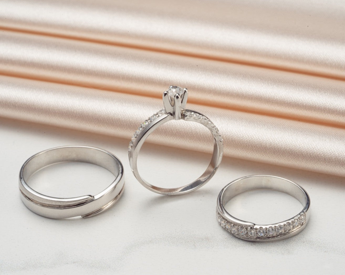 Belleza Diamond Wedding Rings Set